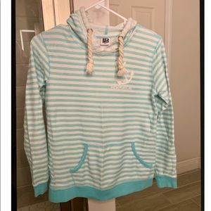 Vintage pull over hoodie with pocket